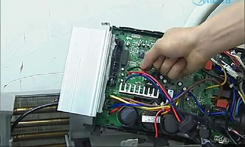 巴林右美的空调电话是多少